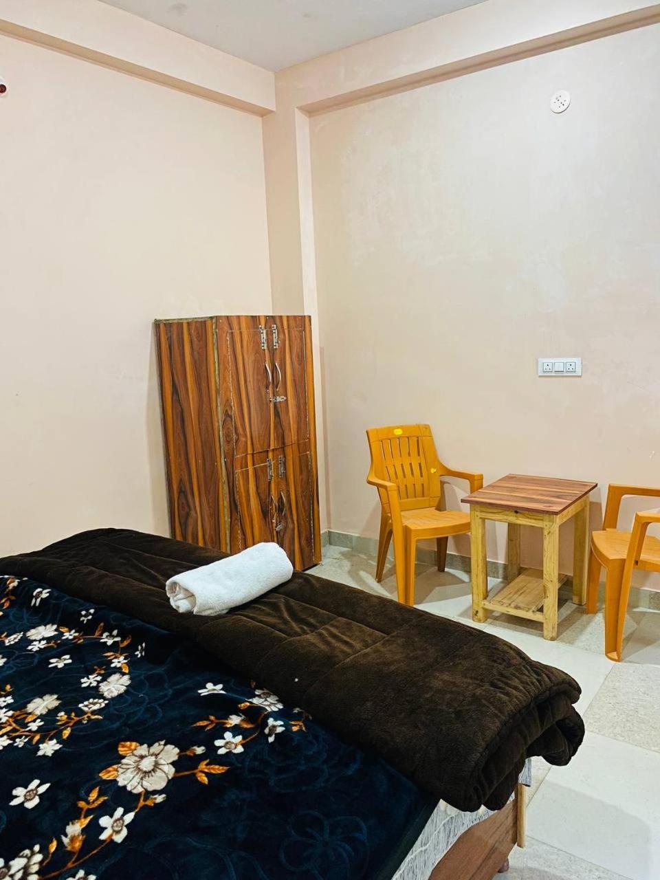 Hom House Of Mannmauji Riverside Kasol Exteriör bild